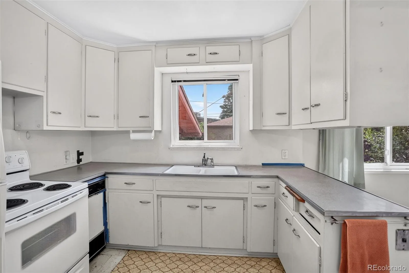 1520 S Corona Street Denver CO 80210 | MLS #REC5044013 08242026182856 1600 11