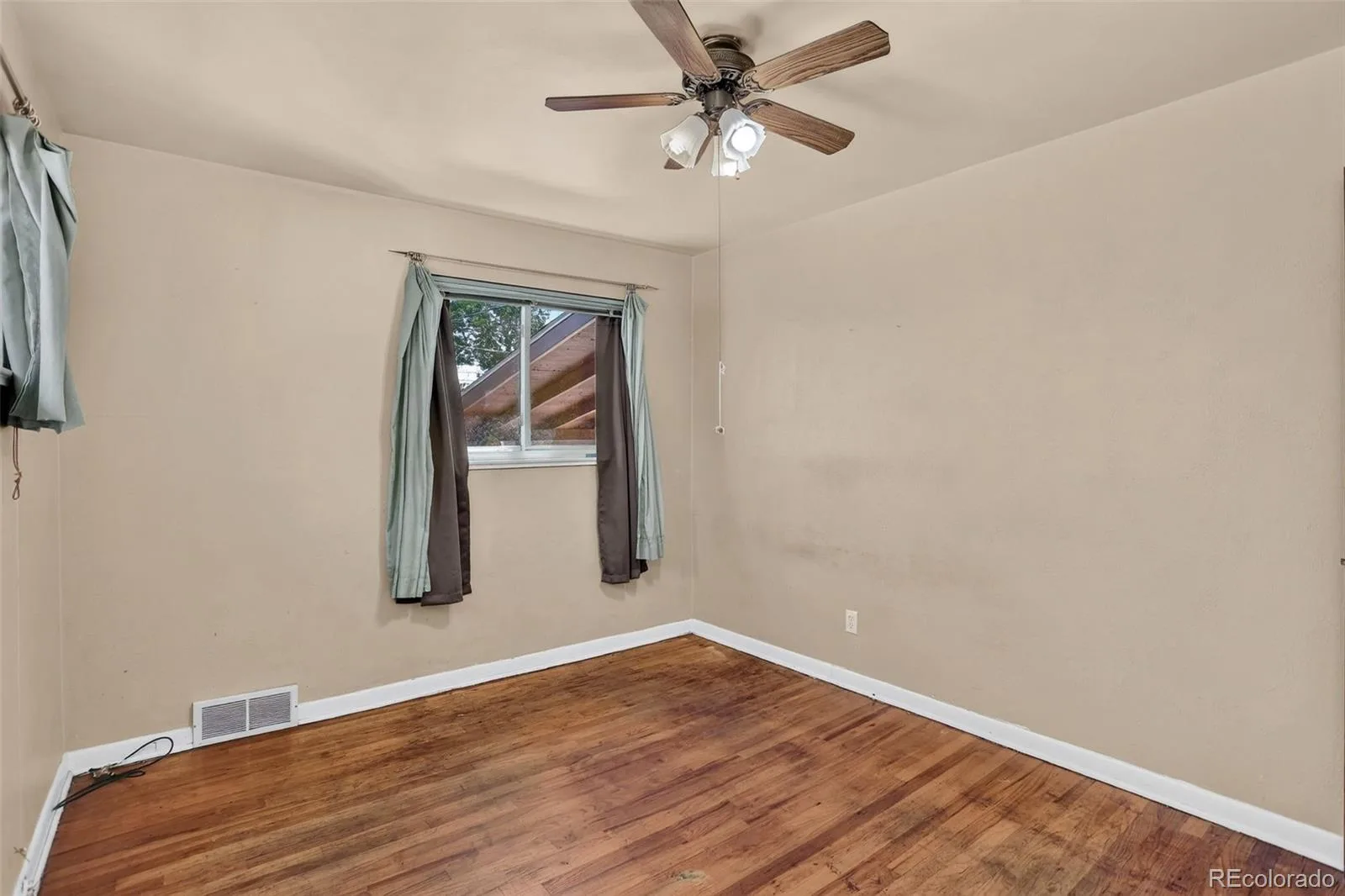 1520 S Corona Street Denver CO 80210 | MLS #REC5044013 08242026182856 1600 18
