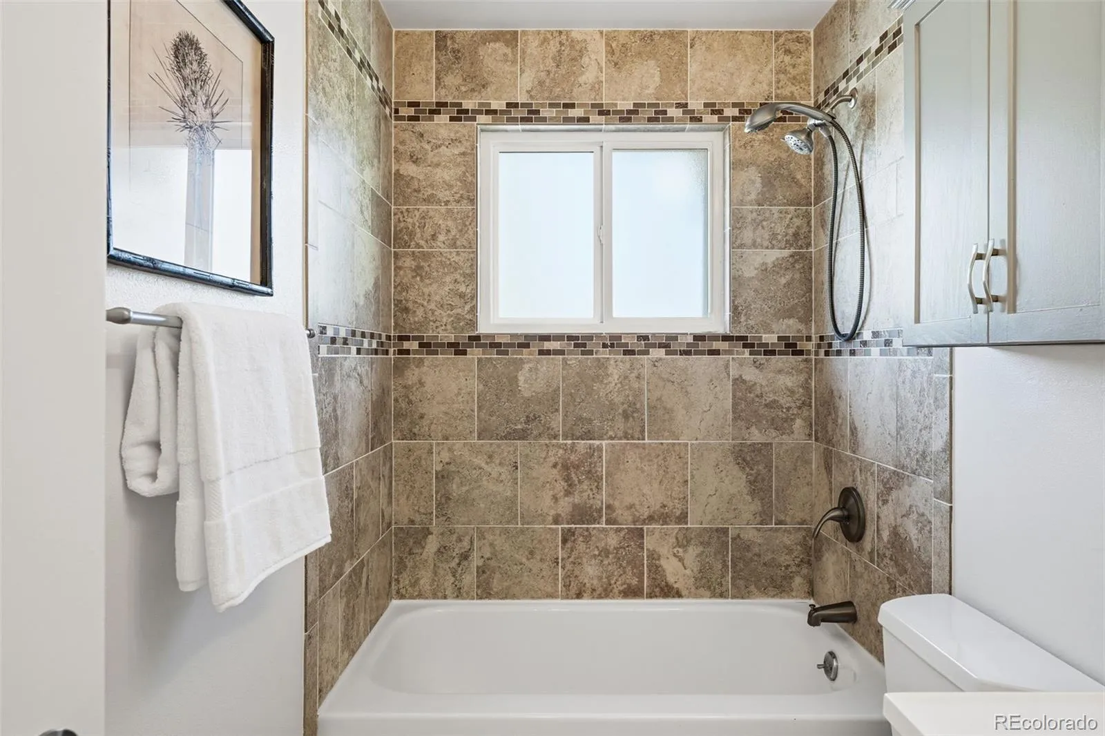 04102026152417 1600 22