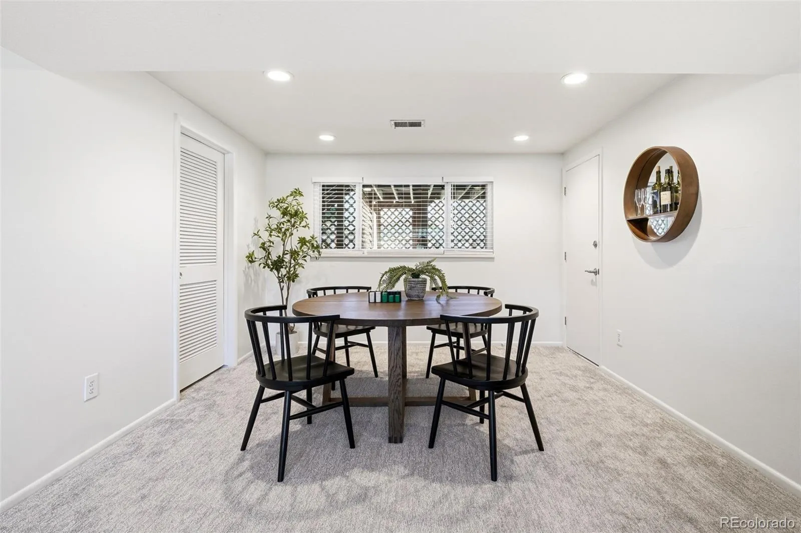 04102026152417 1600 29