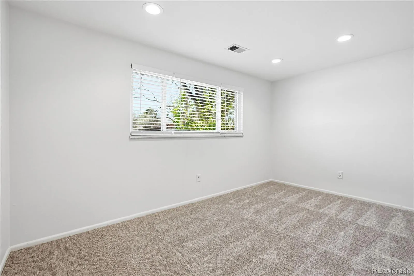 04102026152417 1600 31