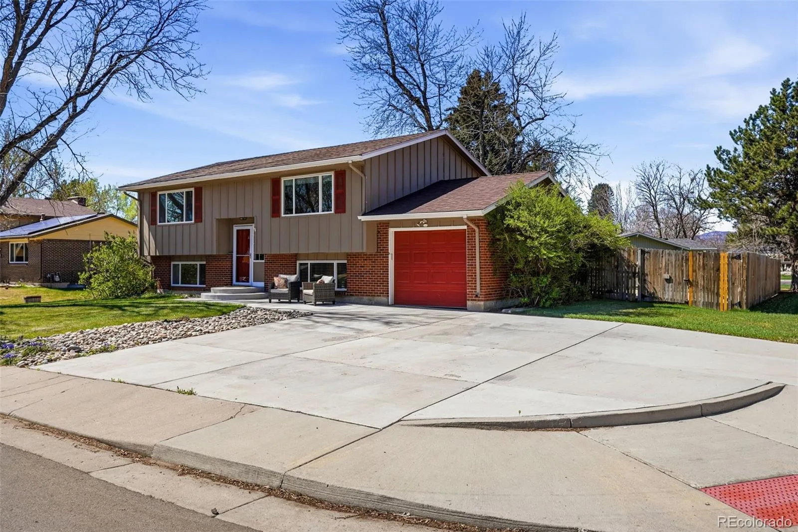 04102026152417 1600 42