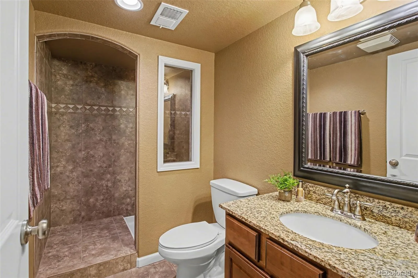 11952 Pine Top Street Parker CO 80138 | MLS #REC5047315 08222026015251 1600 36