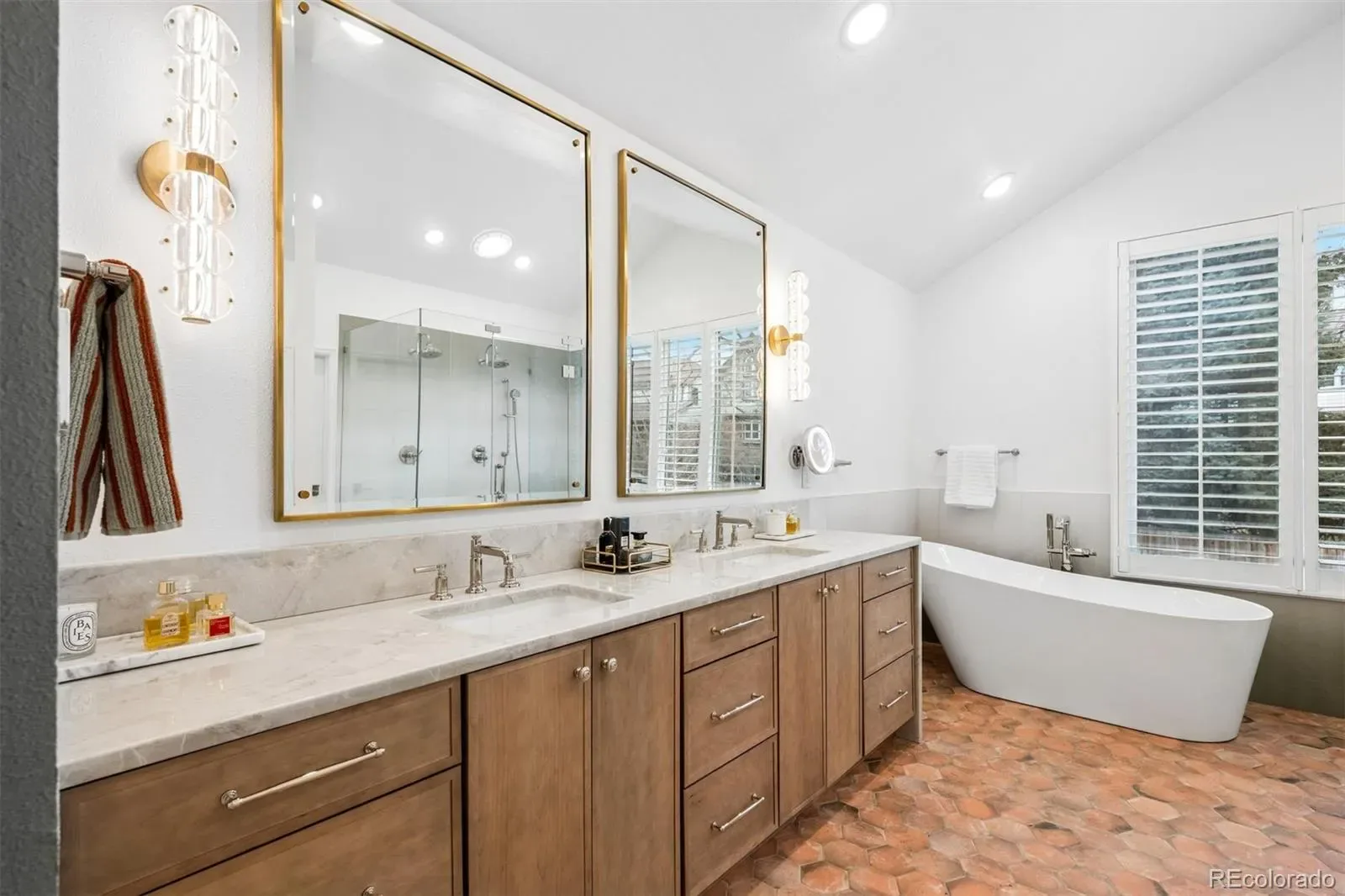 03102026155851 1600 32