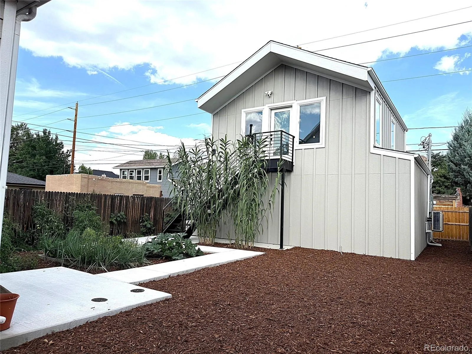 04082026190855 1600 17