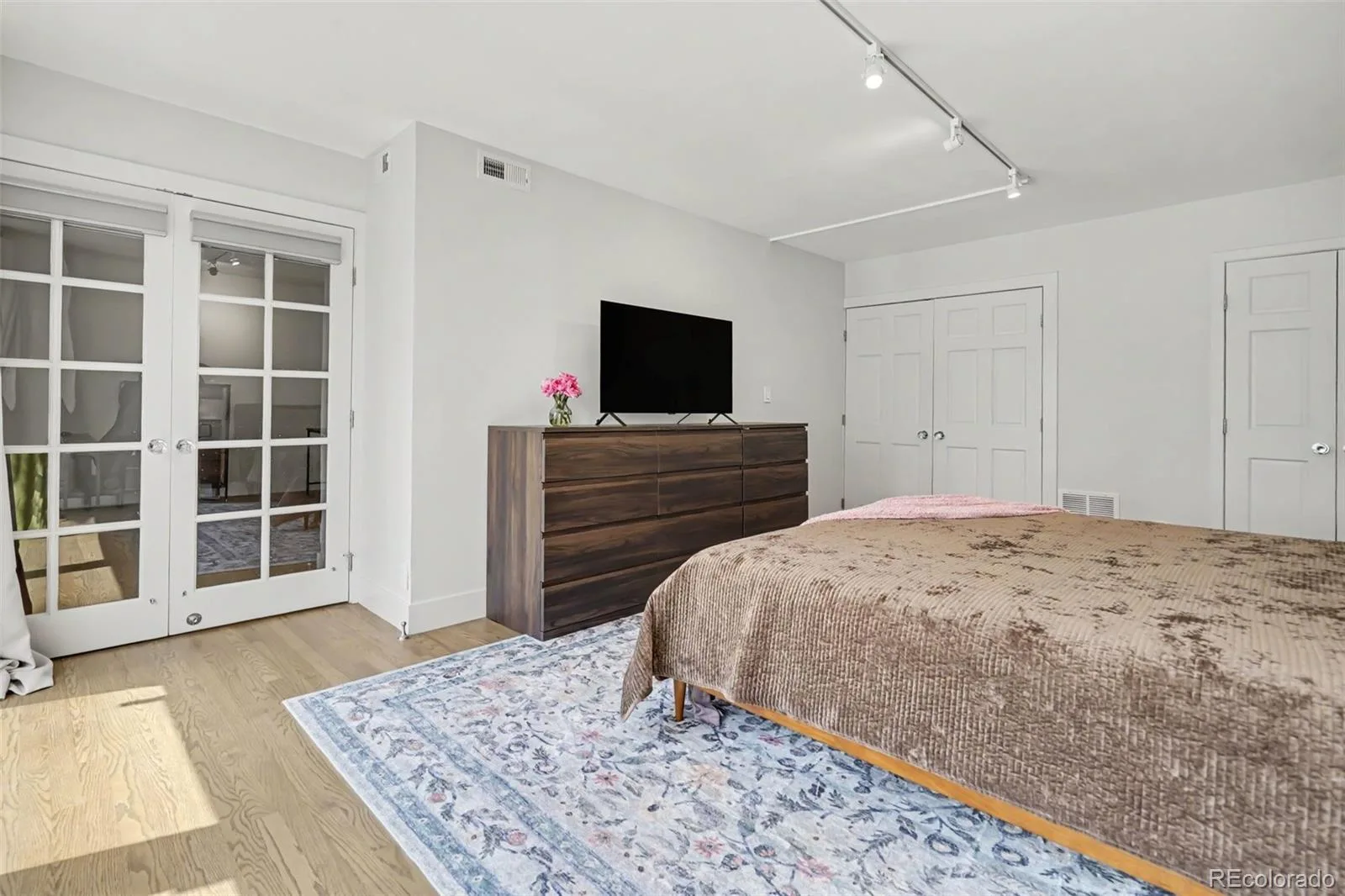 1777 Larimer Street #810 Denver CO 80202 | MLS #REC5051563 09272026200314 1600 14