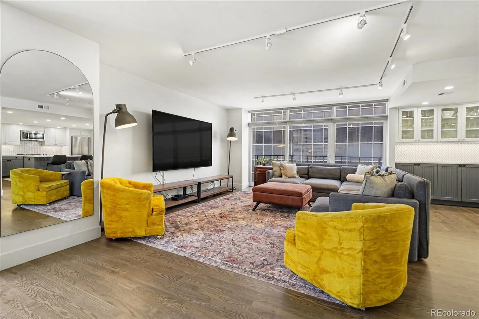 1777 Larimer Street #810 Denver CO 80202 | MLS #REC5051563 09272026200314 1600 5