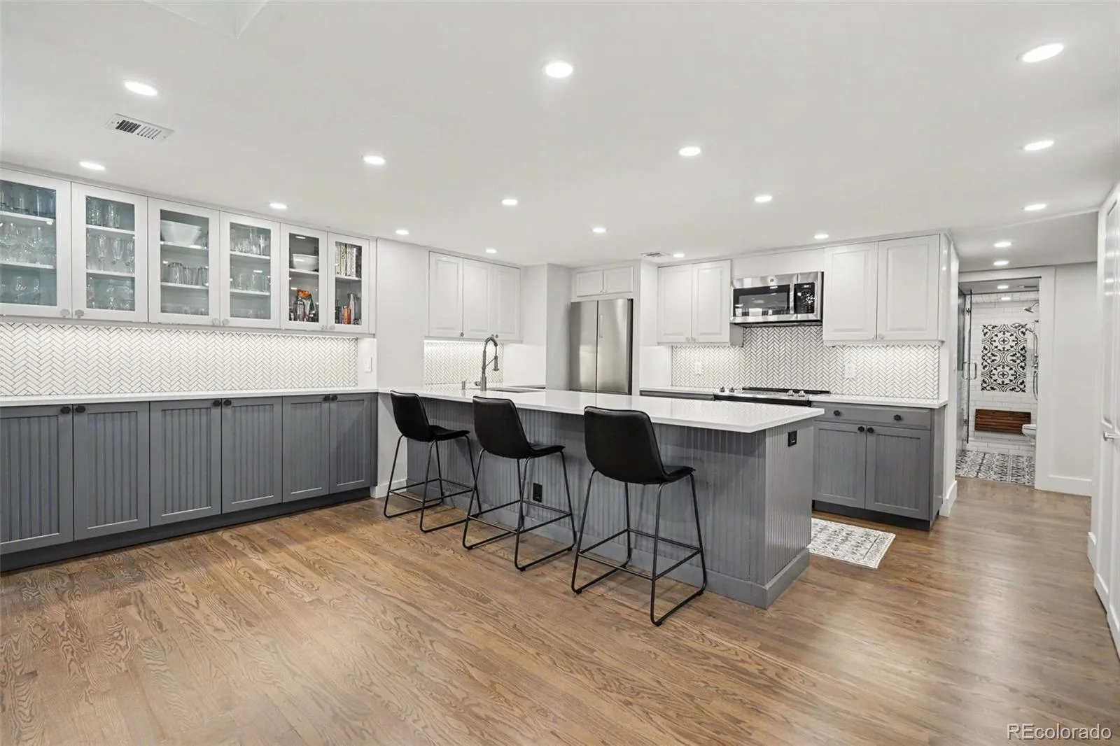 1777 Larimer Street #810 Denver CO 80202 | MLS #REC5051563 09272026200314 1600 7