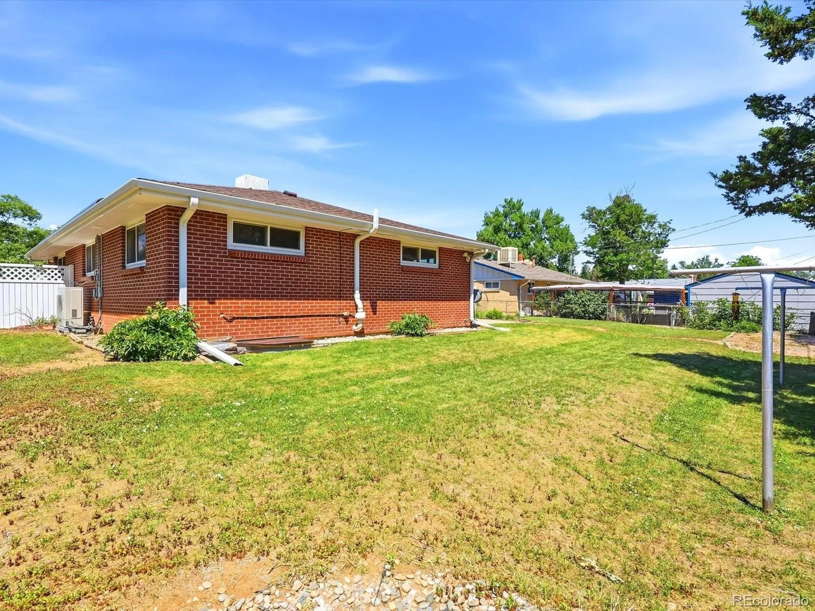 6022 Nelson Street Arvada CO 80004 | MLS #REC5051943 08262026184027 1600 32