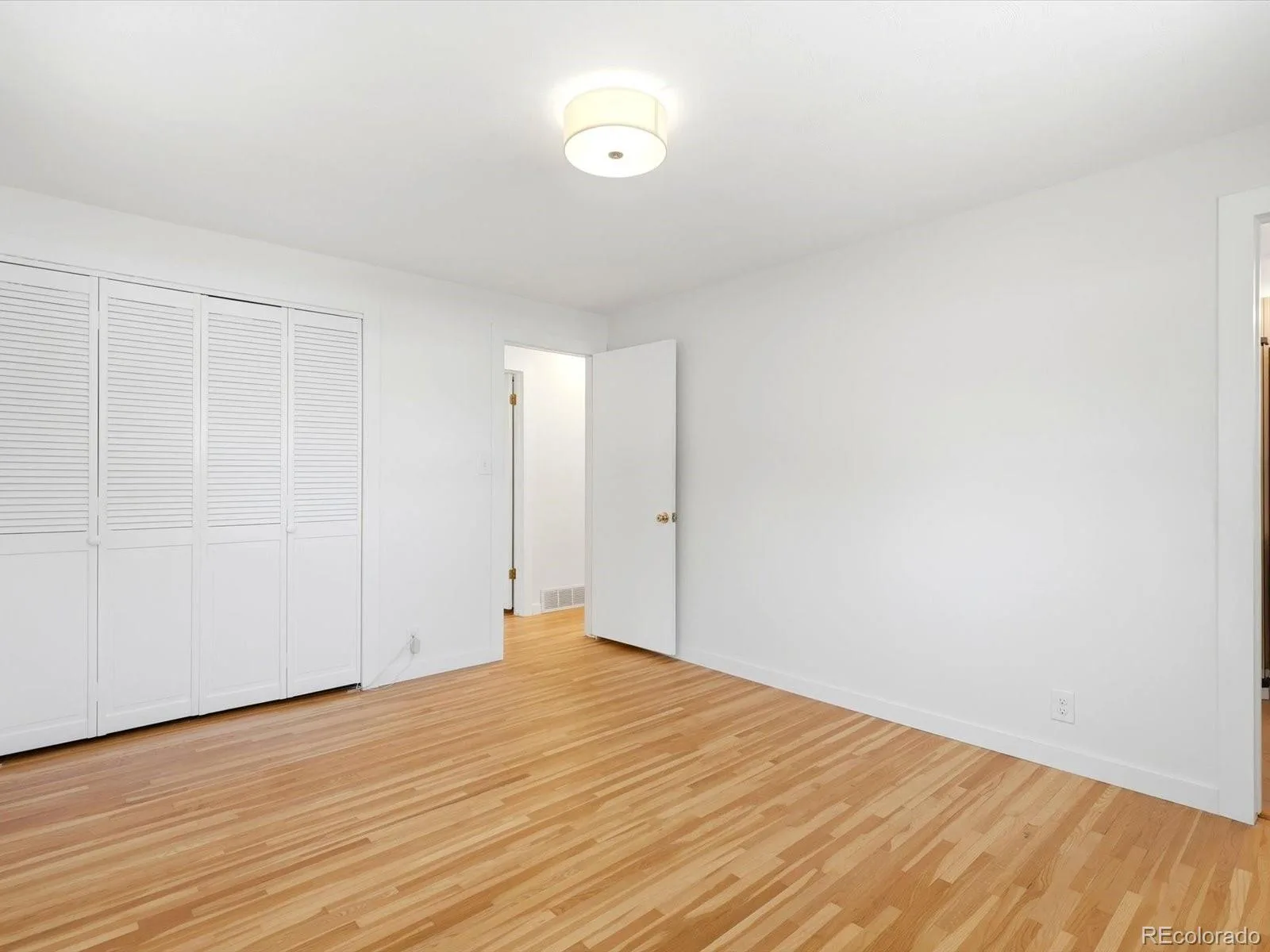 6022 Nelson Street Arvada CO 80004 | MLS #REC5051943 08262026184027 1600 9