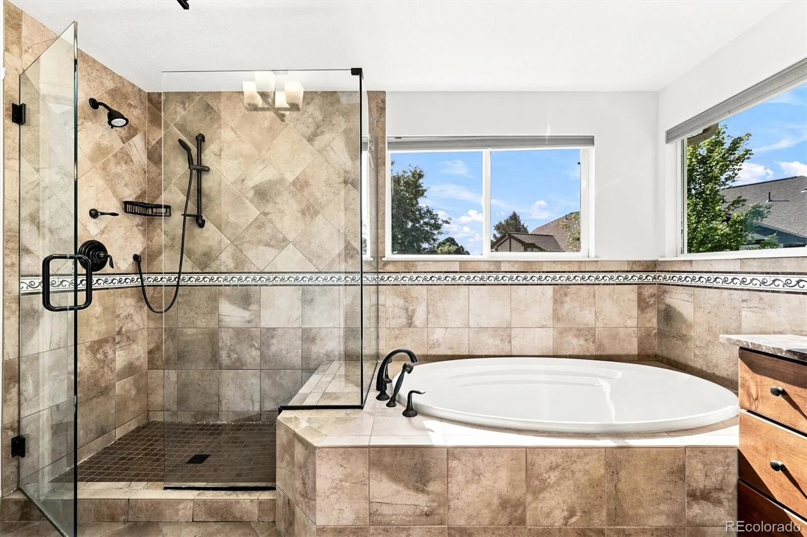 2833 S Fig Street Lakewood CO 80228 | MLS #REC5053090 08252026142514 1600 20