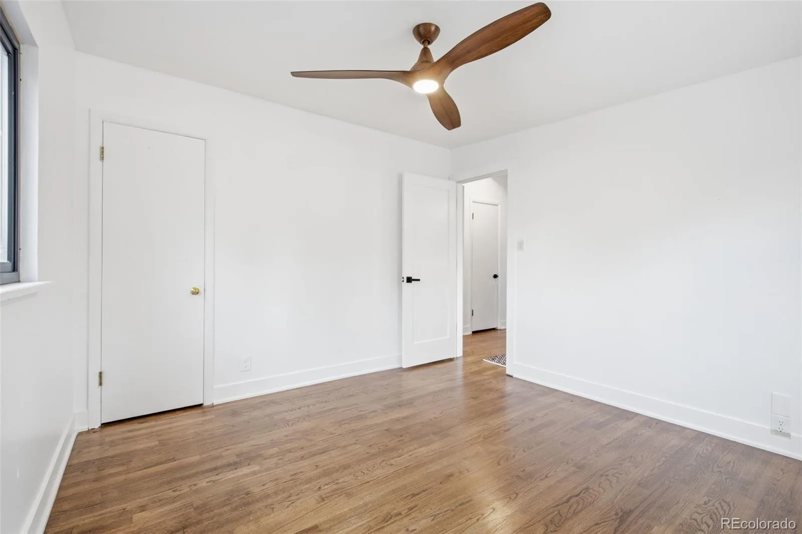6139 S Broadway Littleton CO 80121 | MLS #REC5056341 08212026153122 1600 23