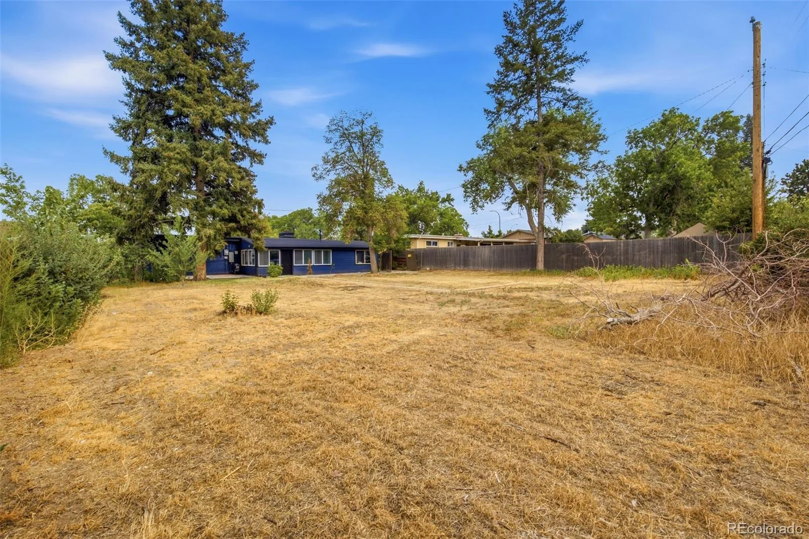 6139 S Broadway Littleton CO 80121 | MLS #REC5056341 08212026153122 1600 30