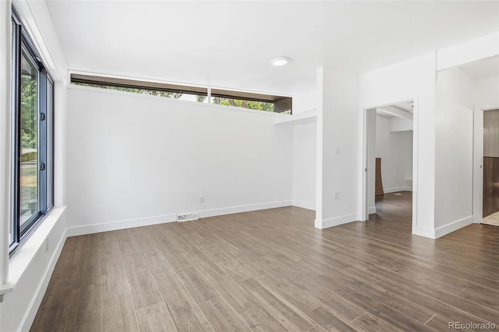 6139 S Broadway Littleton CO 80121 | MLS #REC5056341 08212026153122 1600 4