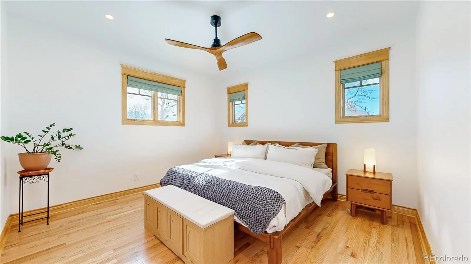 4041 W Hayward Place Denver CO 80212 MLS #REC5059460 06102026182338 1600 21