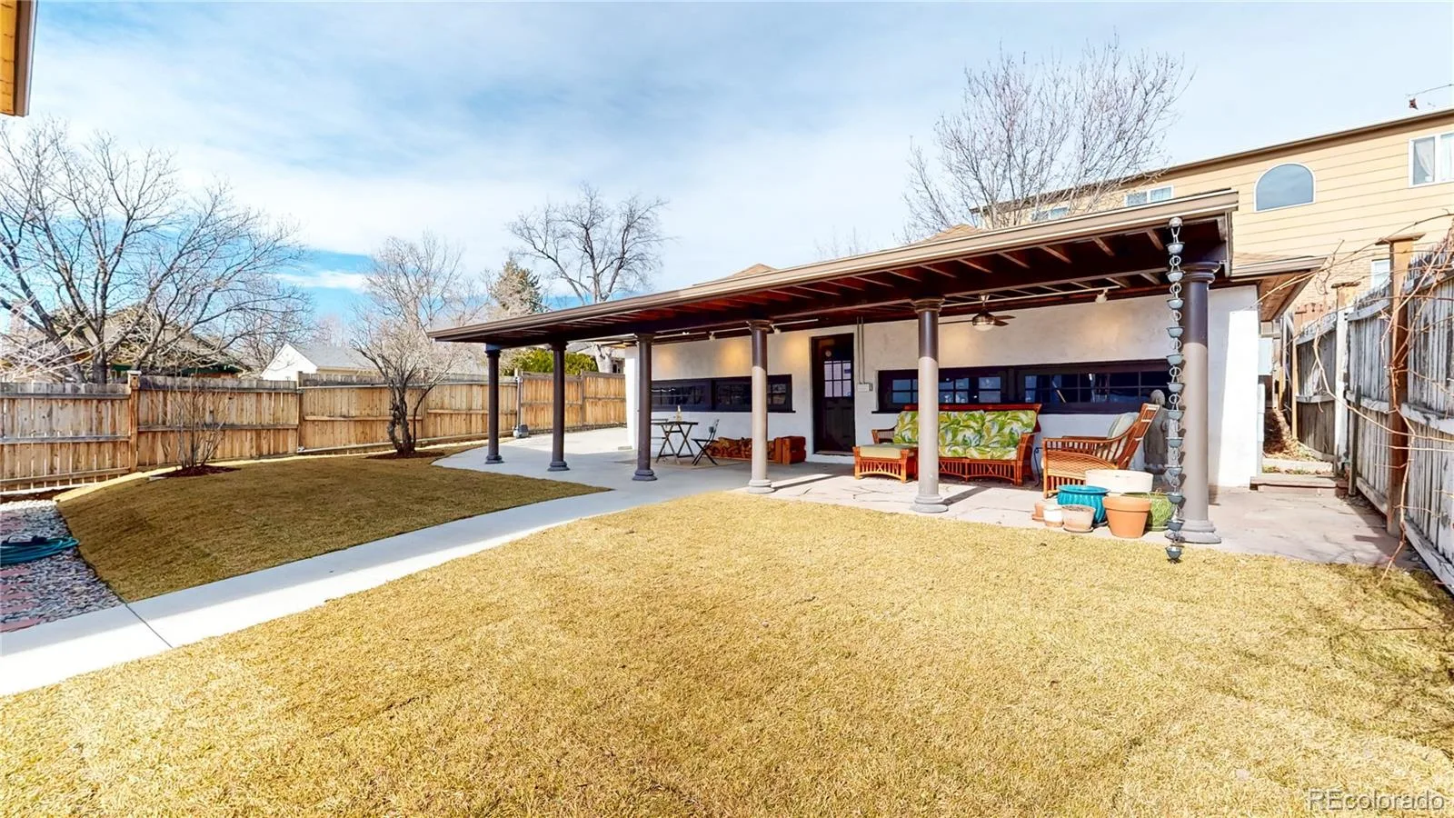 4041 W Hayward Place Denver CO 80212 MLS #REC5059460 06102026182338 1600 39