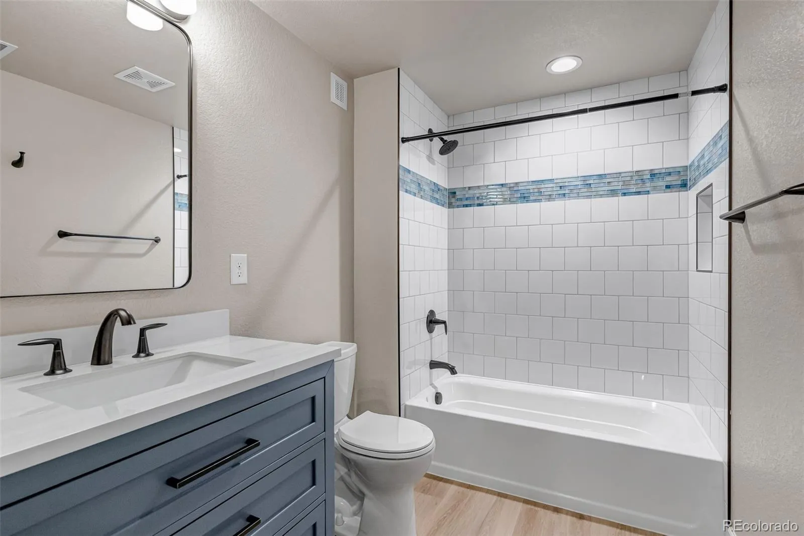 26945 E Costilla Drive Aurora CO 80016 MLS #REC5060077 05162026050507 1600 33