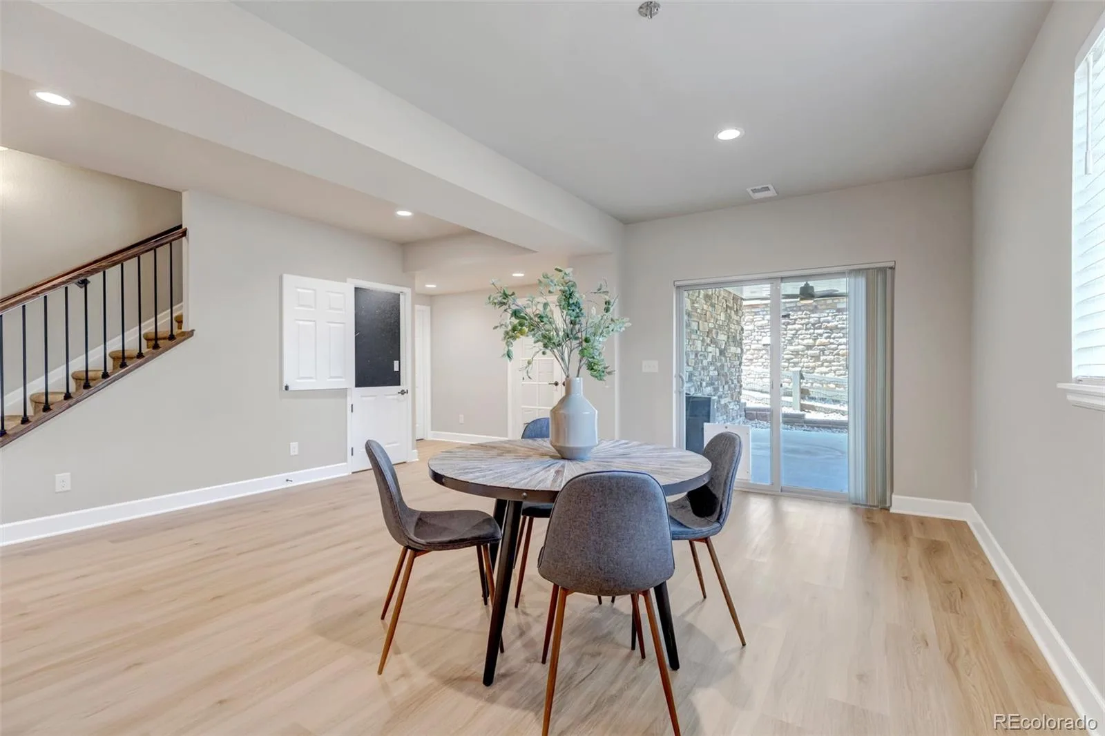 26945 E Costilla Drive Aurora CO 80016 MLS #REC5060077 06062026161523 1600 29