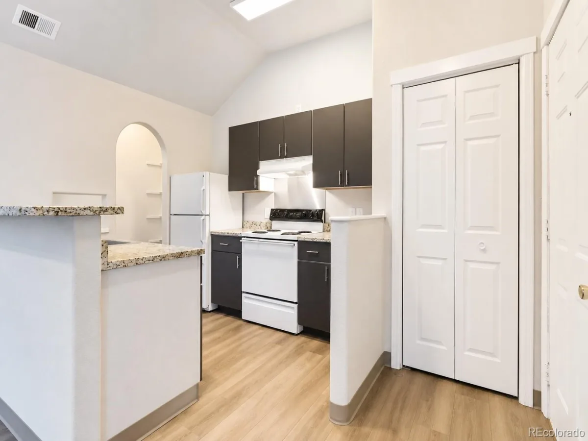 6200 E Iliff Avenue #G Denver CO 80222 | MLS #REC5060404 10012026021217 1200 4