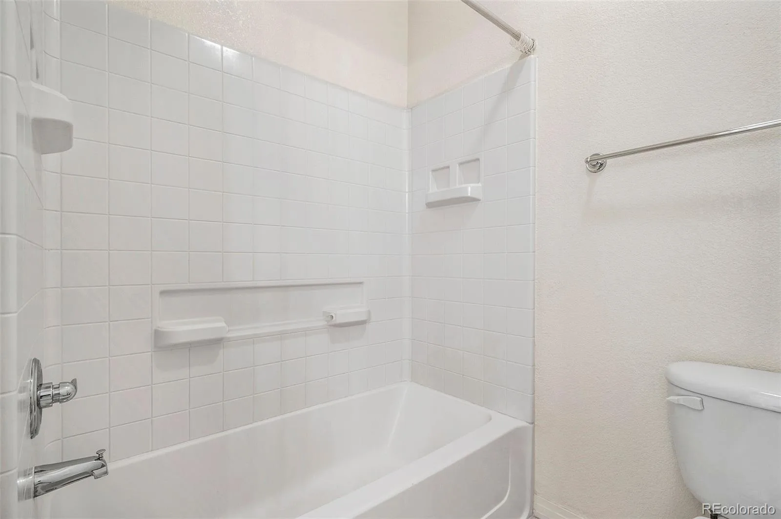 1688 Aquamarine Drive Brighton CO 80603 | MLS #REC5061933 08132026203956 1600 19