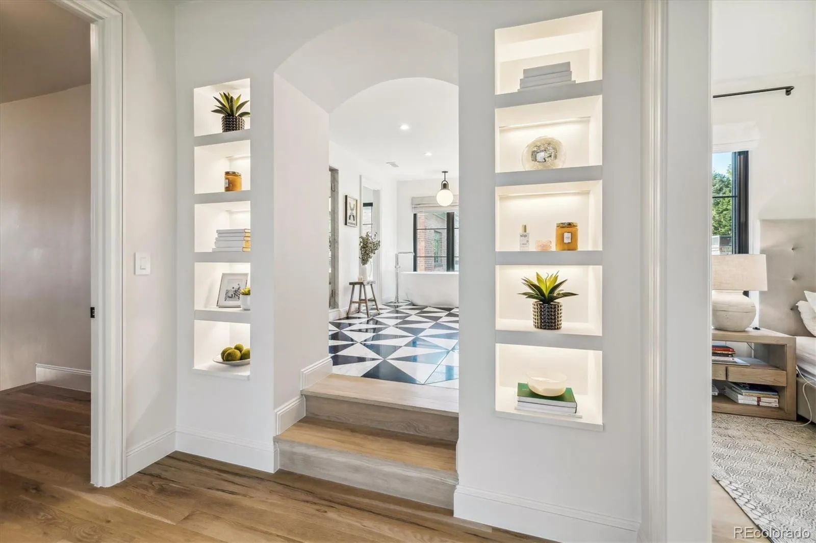 04142026161948 1600 19