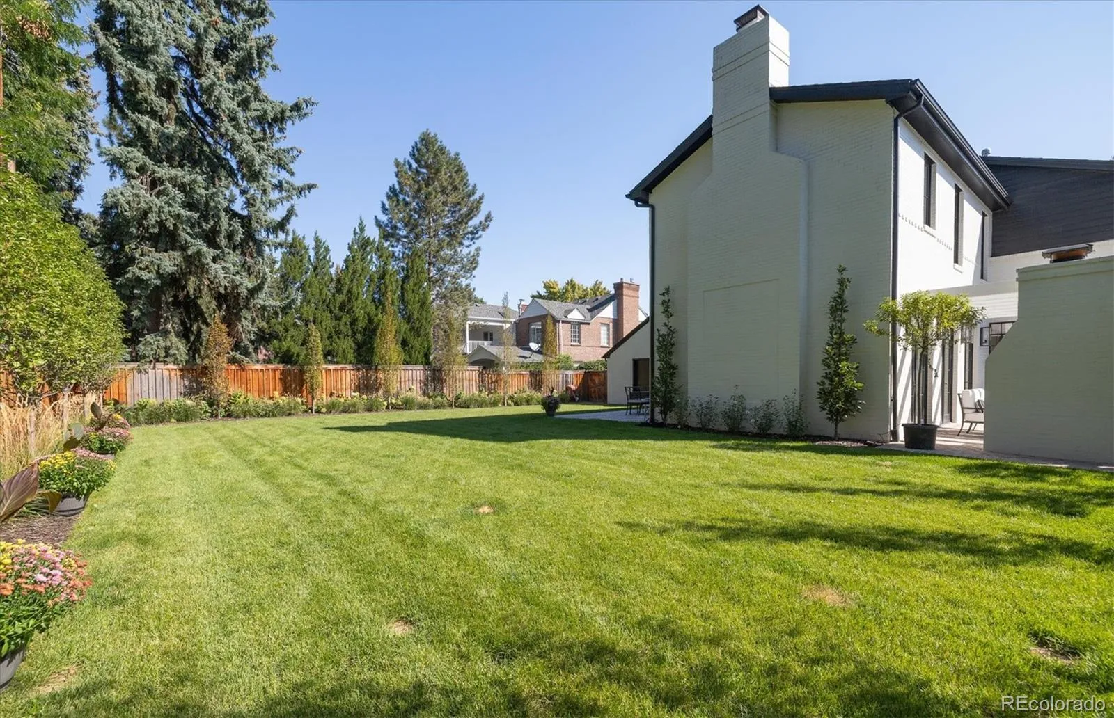 245 Gaylord Street Denver CO 80206 MLS #REC5062905 05162026080300 1600 32