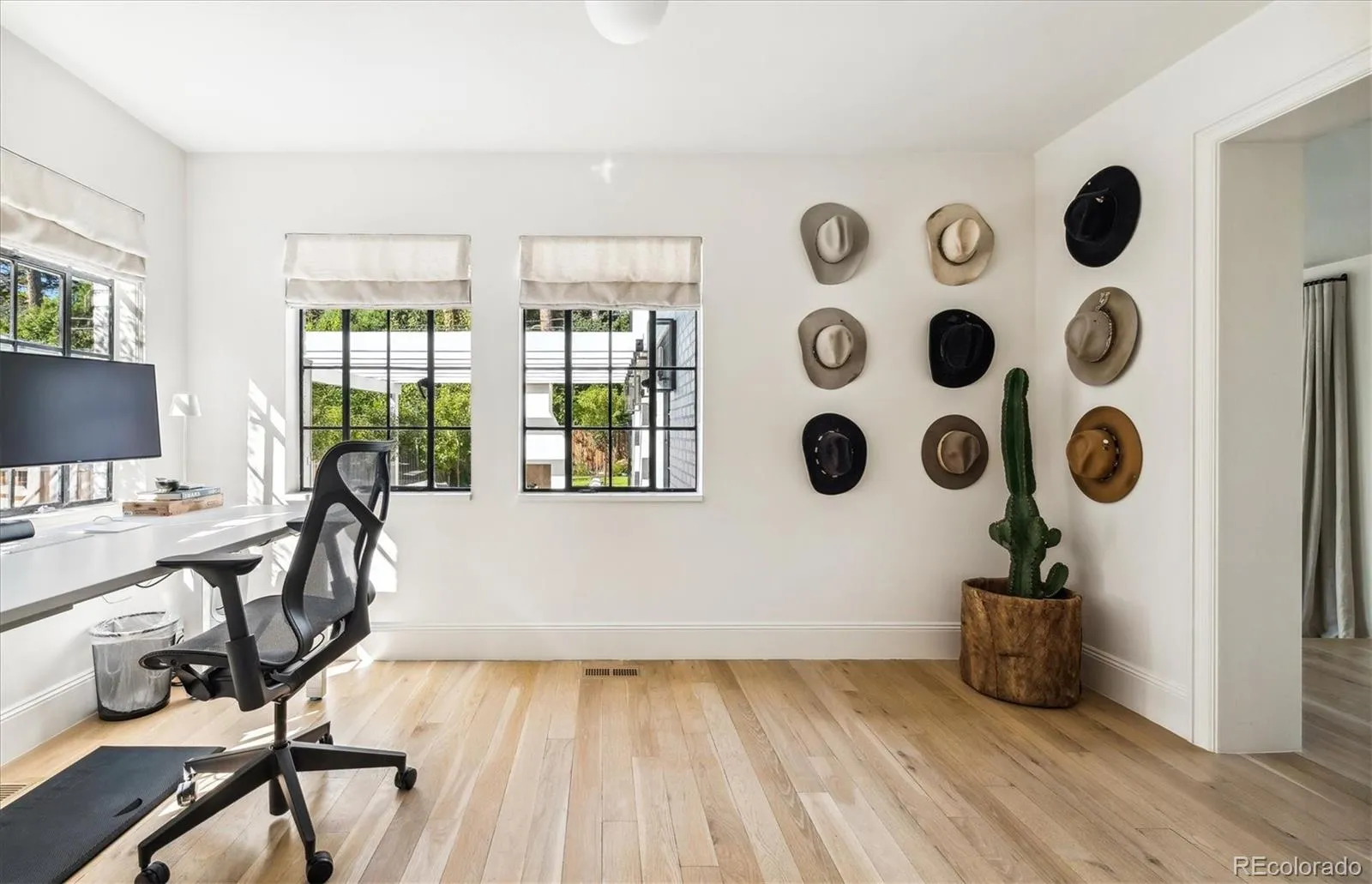 245 Gaylord Street Denver CO 80206 MLS #REC5062905 05162026080300 1600 8