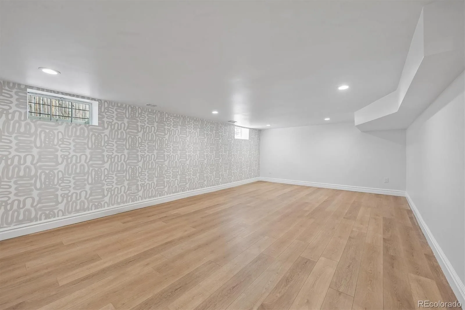 245 Gaylord Street Denver CO 80206 | MLS #REC5062905 09262026013846 1600 36