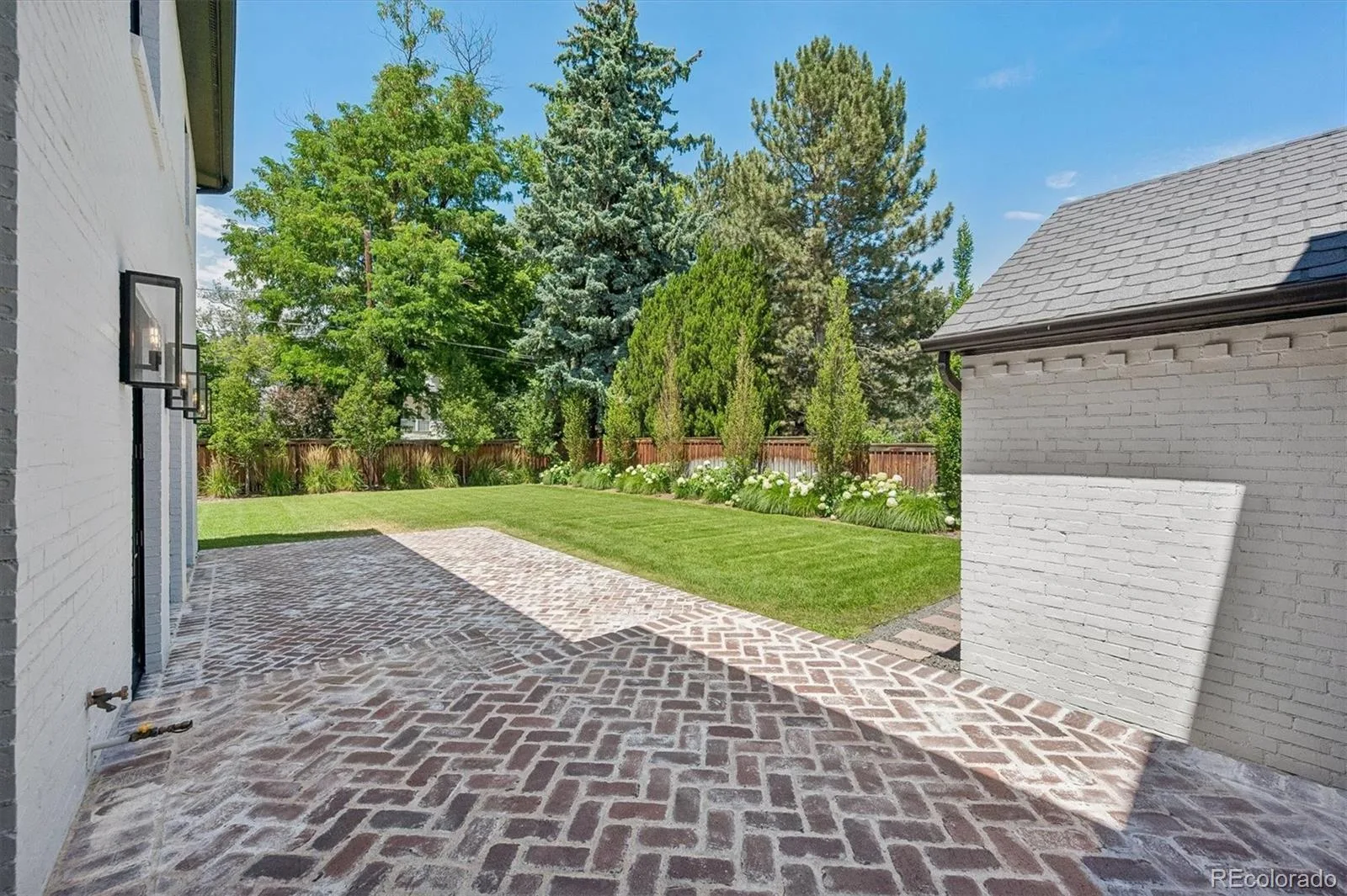 245 Gaylord Street Denver CO 80206 | MLS #REC5062905 09262026013846 1600 38
