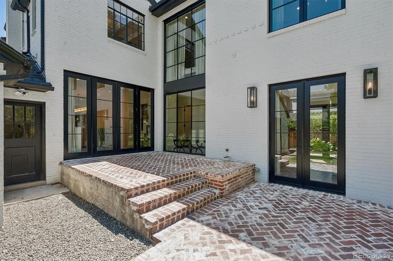 245 Gaylord Street Denver CO 80206 | MLS #REC5062905 09262026013846 1600 39