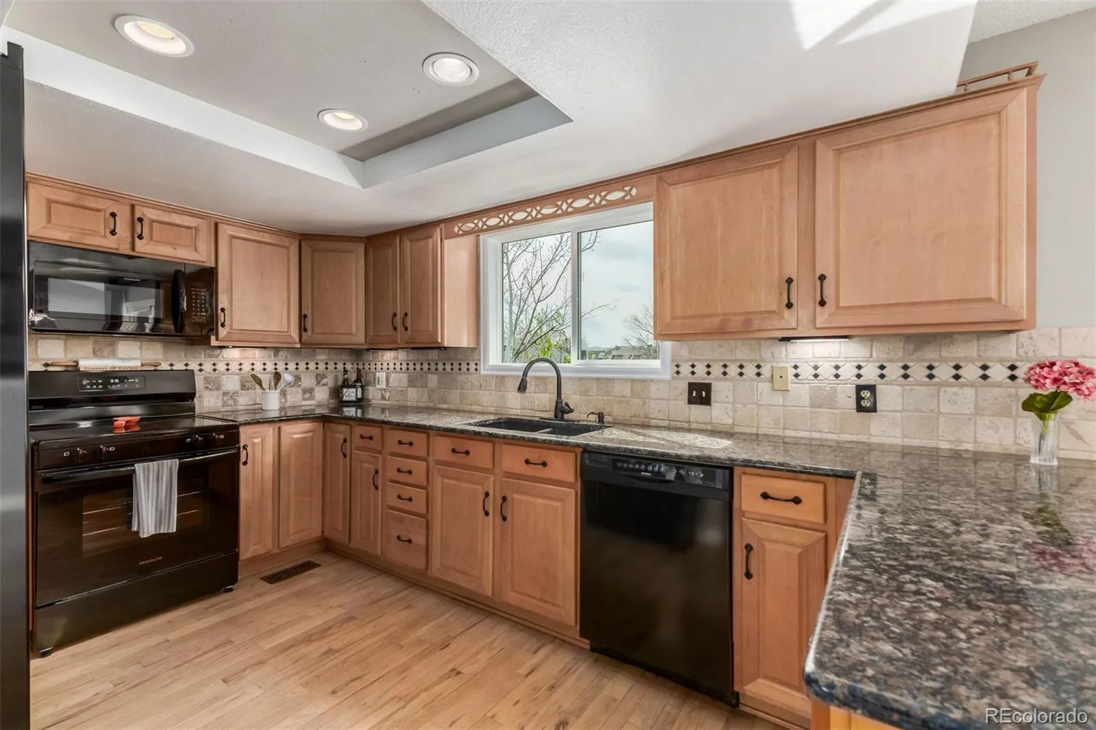 04102026024059 1600 10