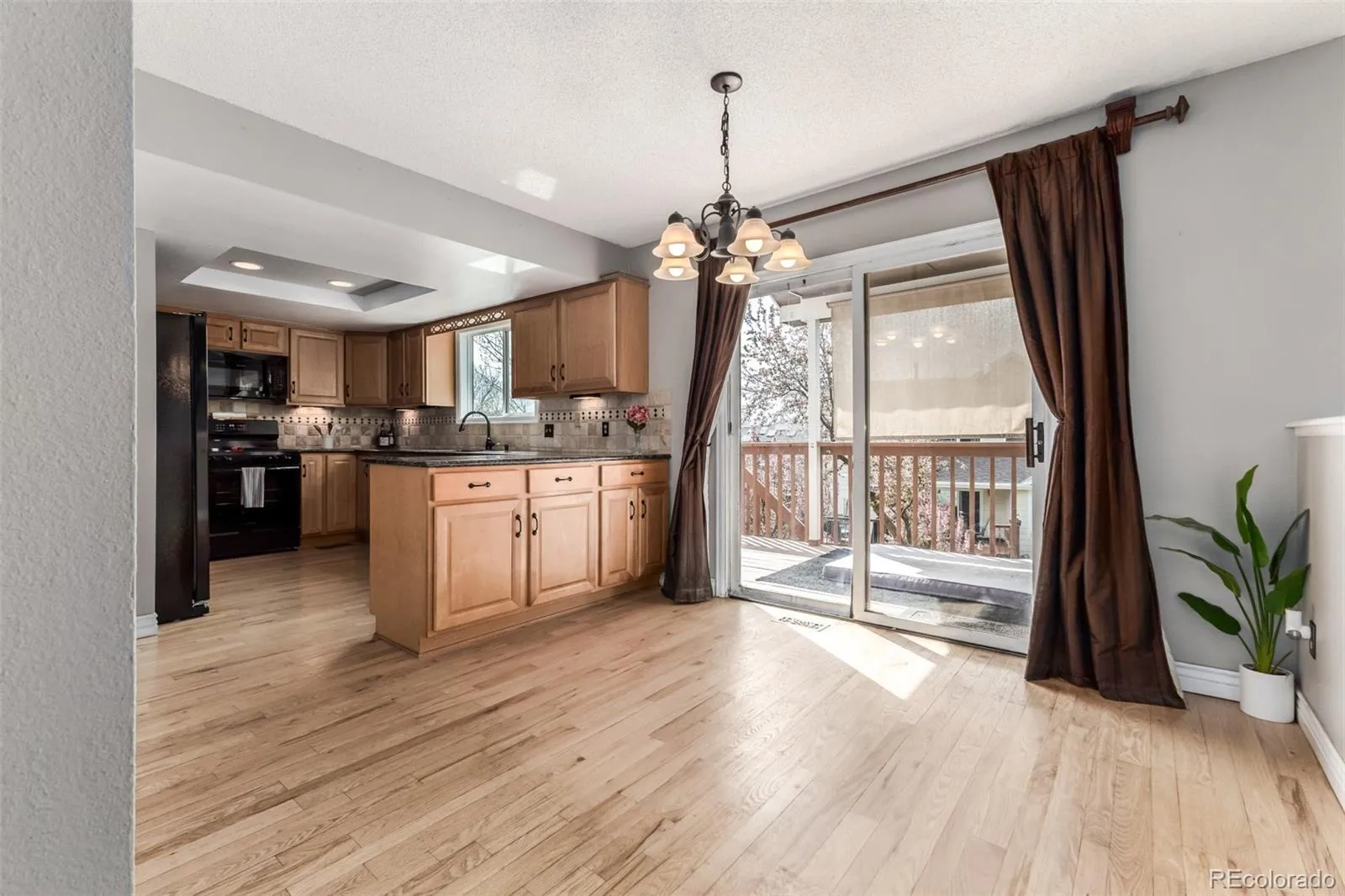 04102026024059 1600 11