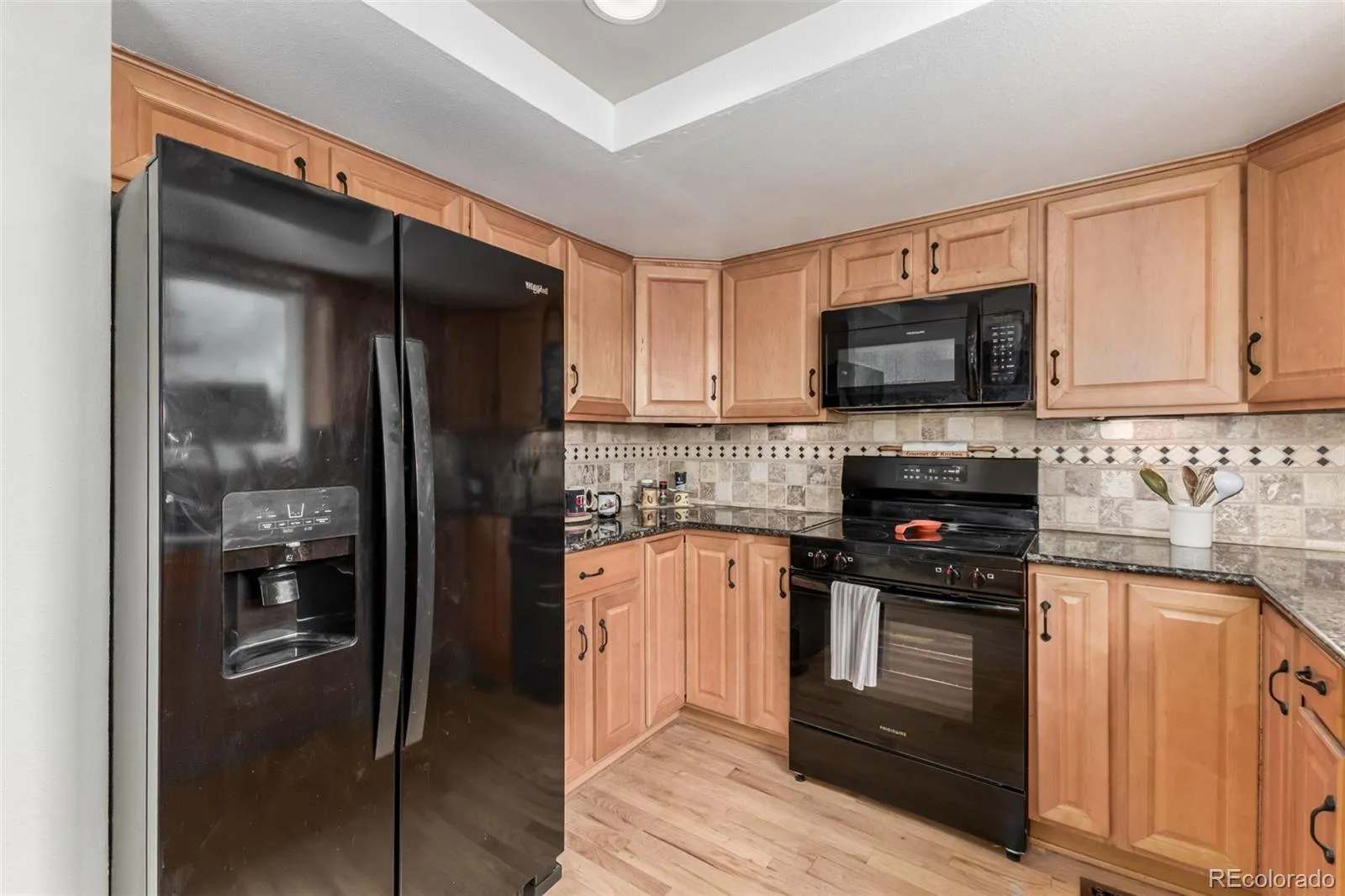 04102026024059 1600 9