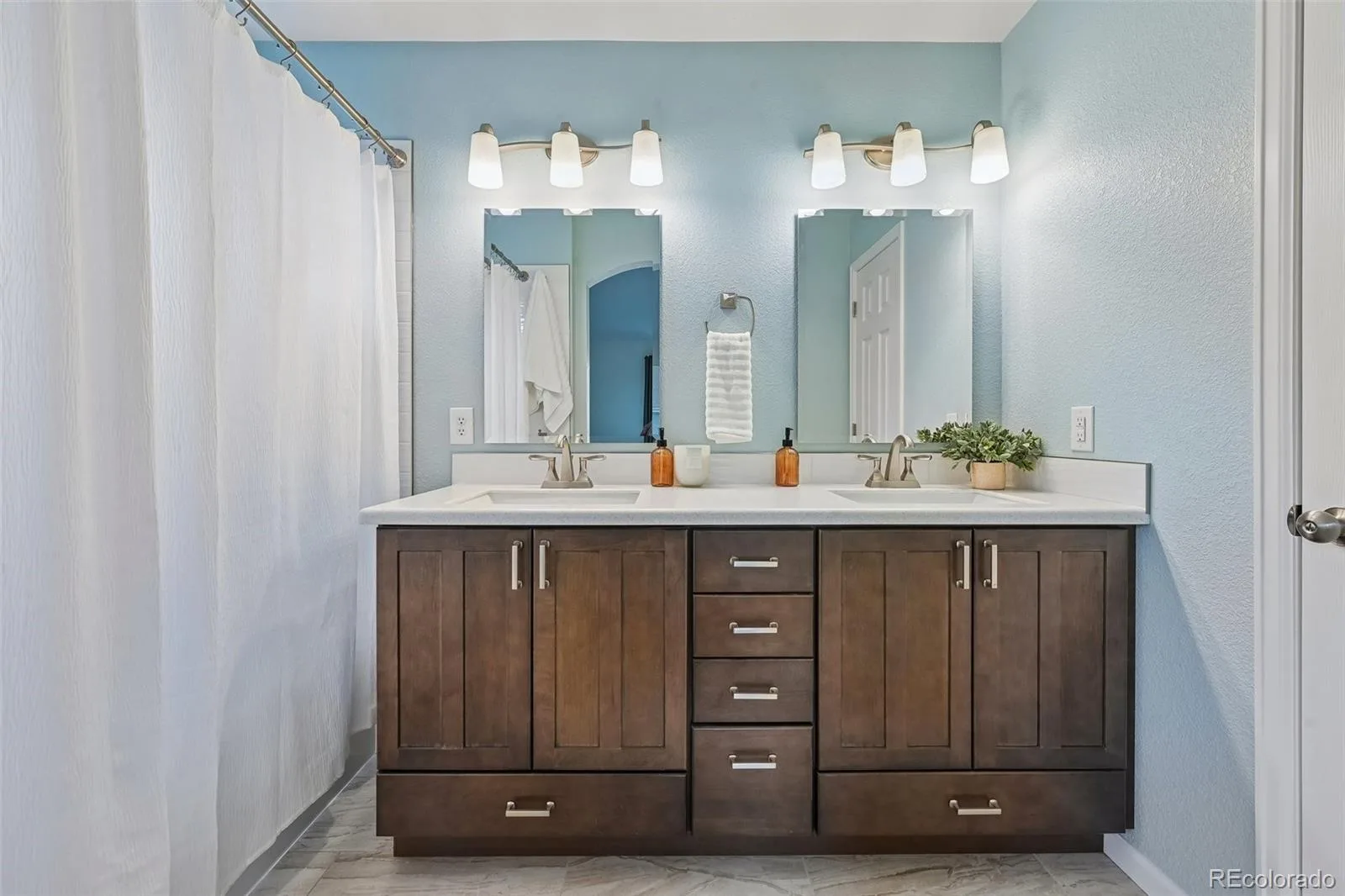 2747 S Argonne Street Aurora CO 80013 | MLS #REC5067924 10132026193846 1600 22