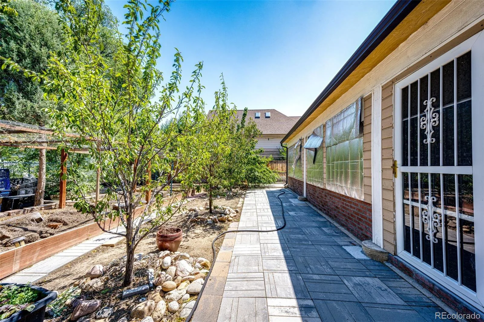 6799 W 52nd Avenue Arvada CO 80002 | MLS #REC5068327 07232026163329 1600 33