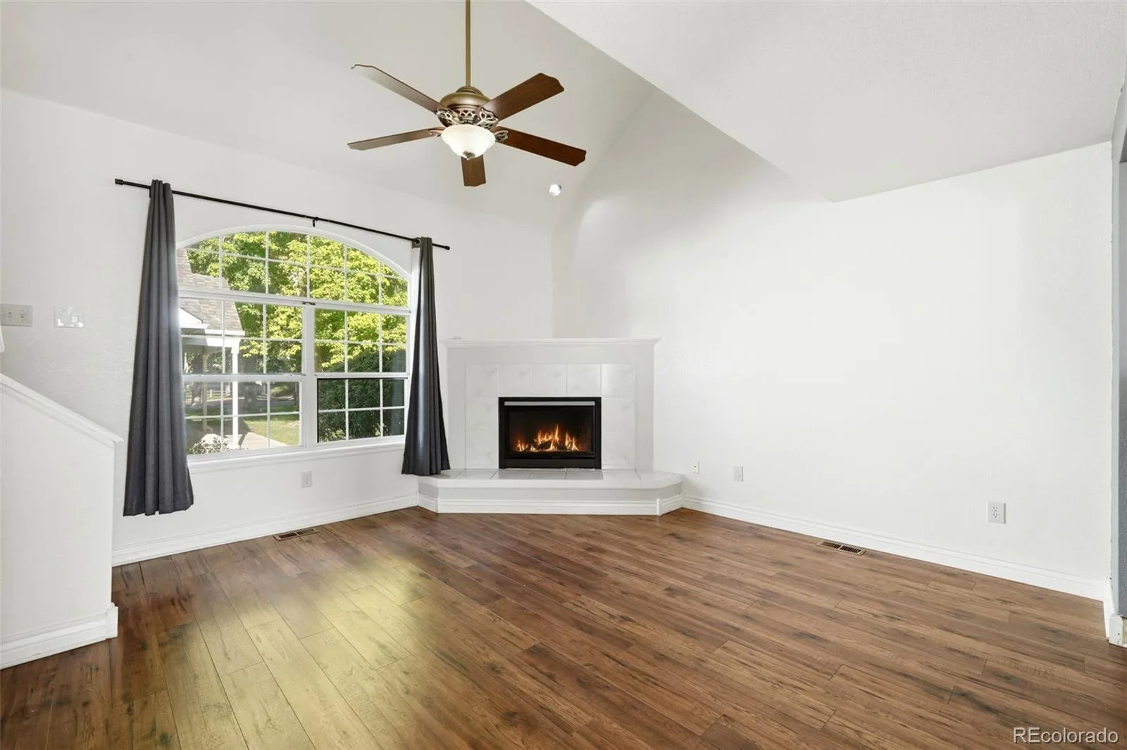 7906 S Depew Street #C Littleton CO 80128 | MLS #REC5068597 06182026125139 1600 10