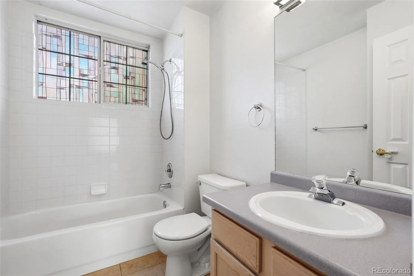 7906 S Depew Street #C Littleton CO 80128 | MLS #REC5068597 06182026125139 1600 19