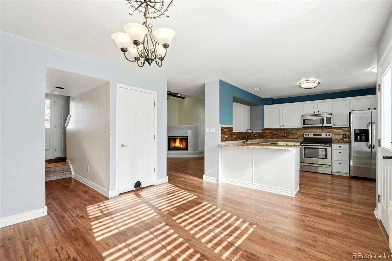 7906 S Depew Street #C Littleton CO 80128 | MLS #REC5068597 06182026125139 1600 2