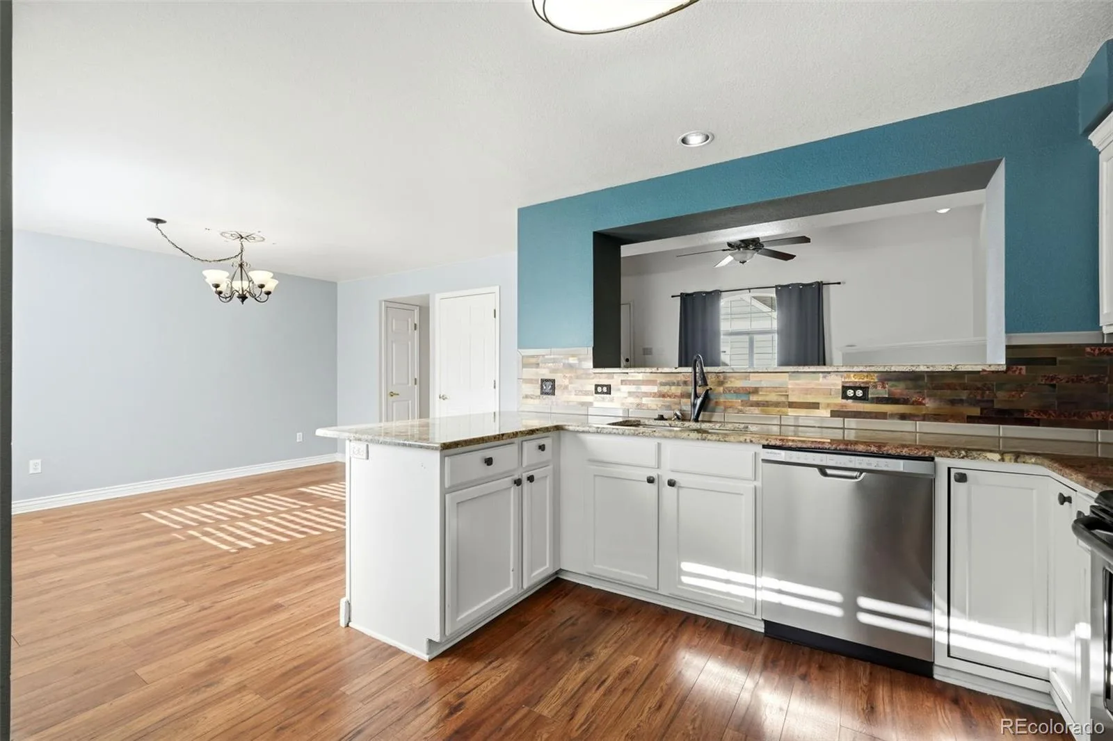 7906 S Depew Street #C Littleton CO 80128 | MLS #REC5068597 06182026125139 1600 7