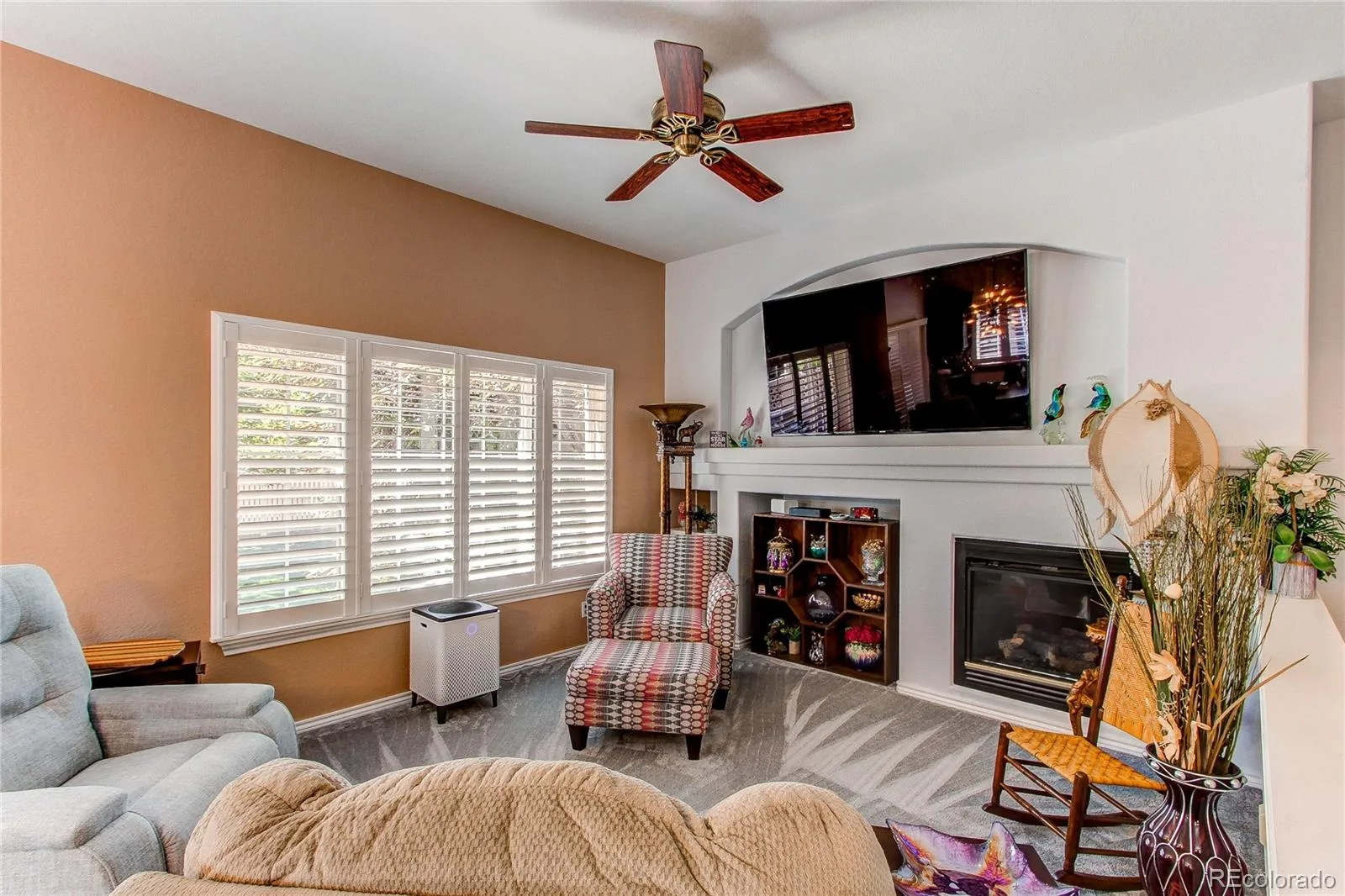 6084 W Utah Lane Denver CO 80232 | MLS #REC5068753 07032026161302 1600 18