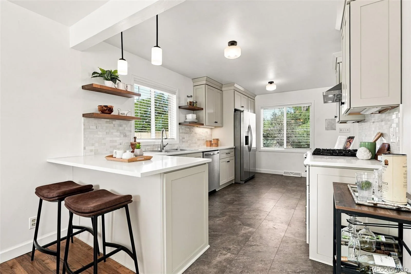 857 Iola Street Aurora CO 80010 | MLS #REC5069505 09232026030942 1600 10