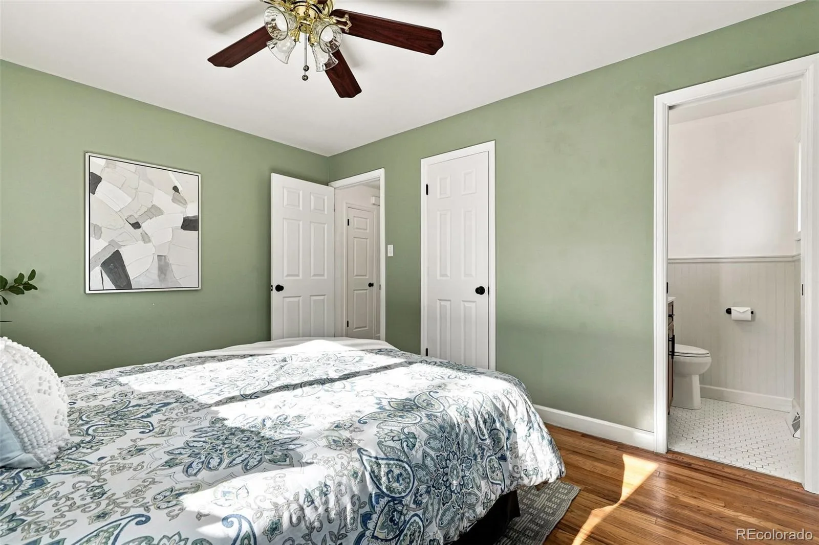 857 Iola Street Aurora CO 80010 | MLS #REC5069505 09232026030942 1600 18