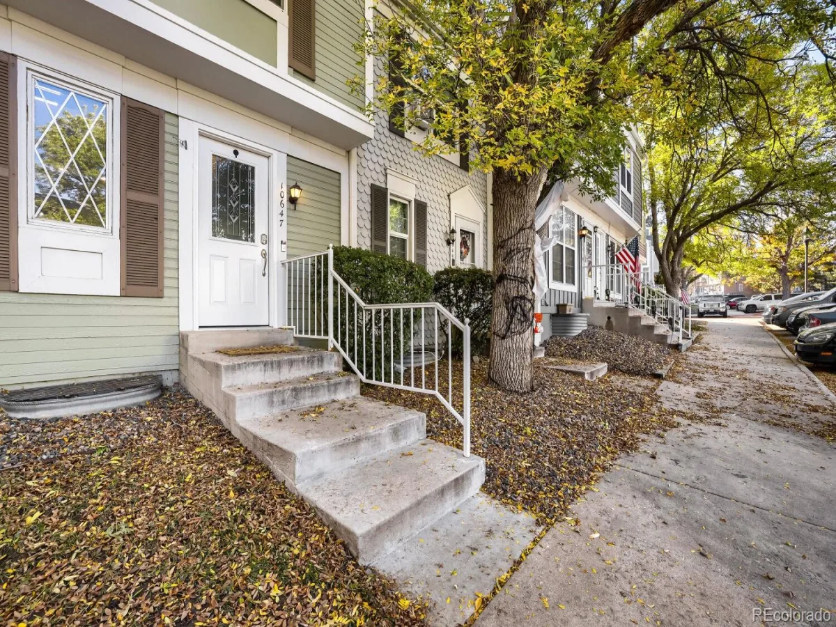 10647 W Dartmouth Avenue Lakewood CO 80227 | MLS #REC5070195 10172026185358 1200 1