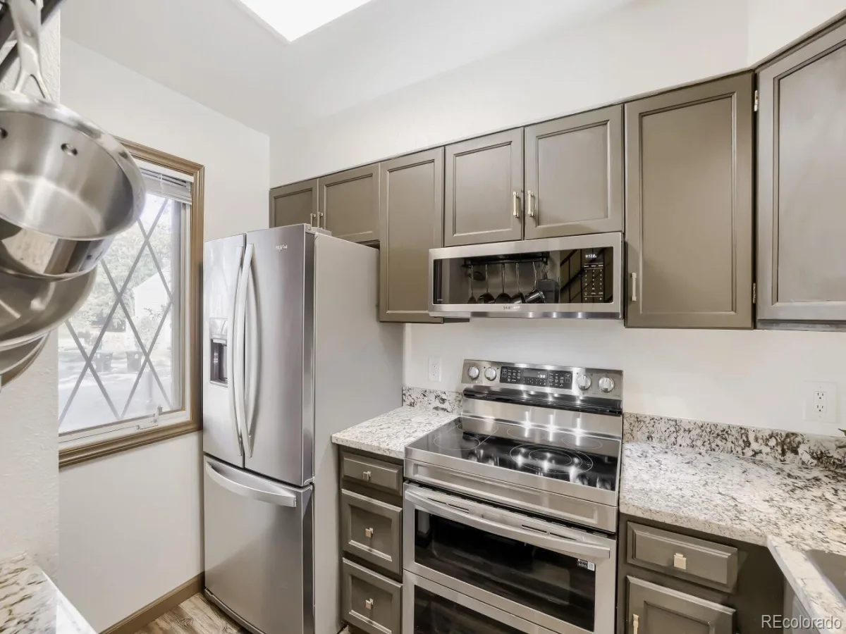 10647 W Dartmouth Avenue Lakewood CO 80227 | MLS #REC5070195 10172026185358 1200 5