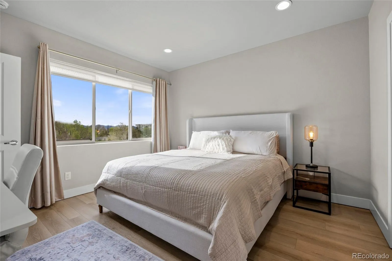 04172026030937 1600 16