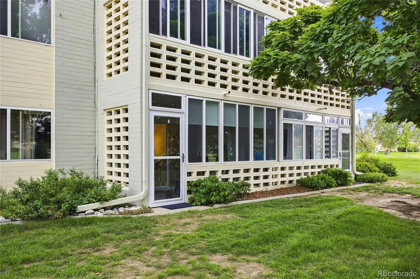 9360 E Center Avenue #3A Denver CO 80247 | MLS #REC5075424 10092026122556 1600 2