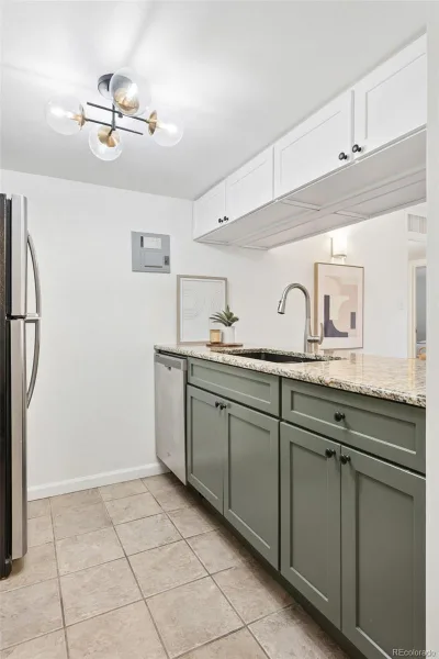 400 S Lafayette Street #306 Denver CO 80209 | MLS #REC5079055 09242026070533 800 10