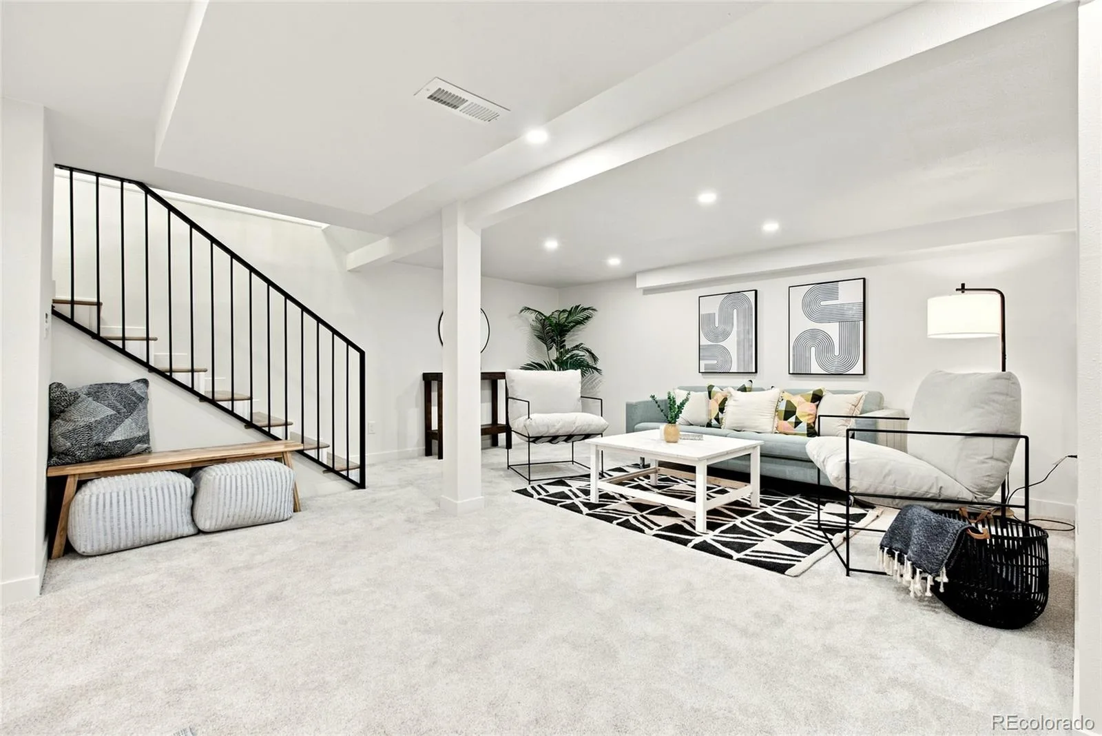 2941 Ivanhoe Street Denver CO 80207 | MLS #REC5079849 08272026050828 1600 16
