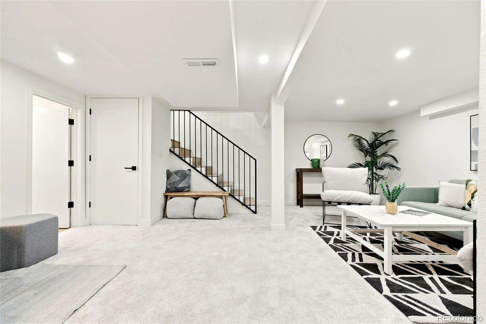 2941 Ivanhoe Street Denver CO 80207 | MLS #REC5079849 08272026050828 1600 19