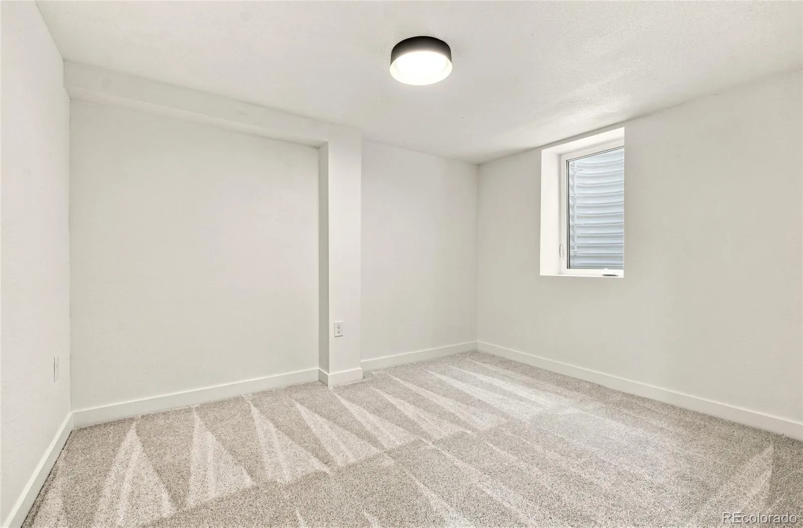 2941 Ivanhoe Street Denver CO 80207 | MLS #REC5079849 08272026050828 1600 23